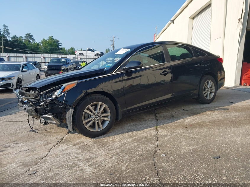 2016 HYUNDAI SONATA auction photo 2