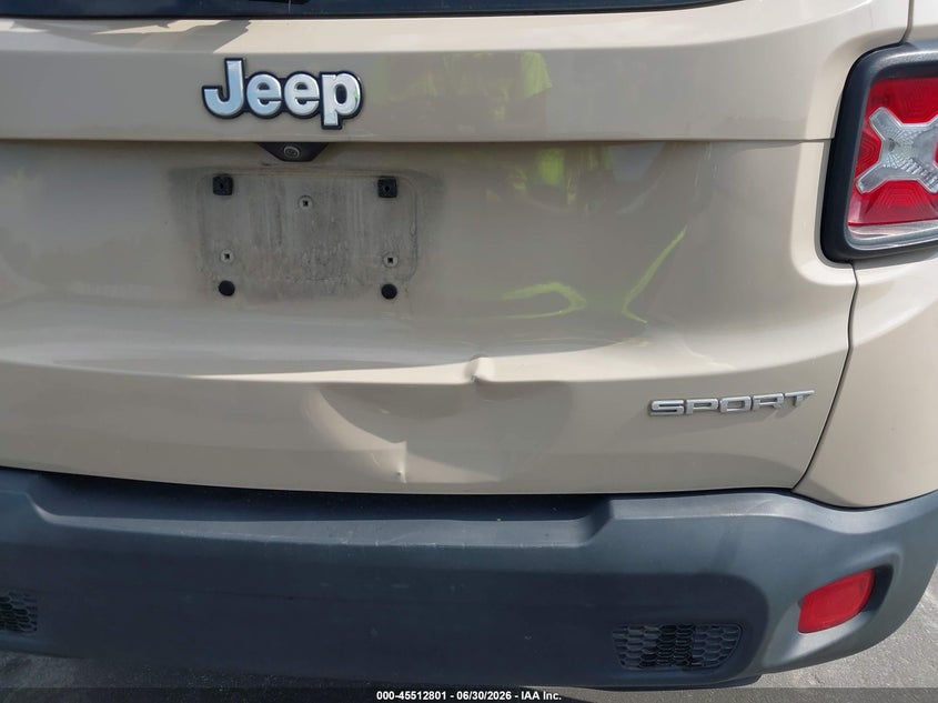 2016 JEEP RENEGADE auction photo 6
