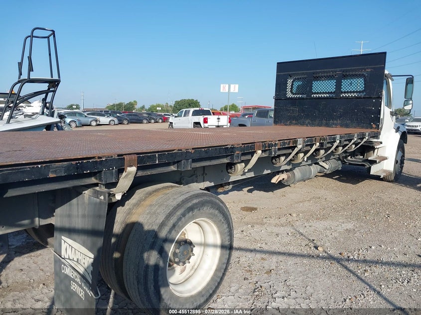 2015 FREIGHTLINER M2 auction photo 4