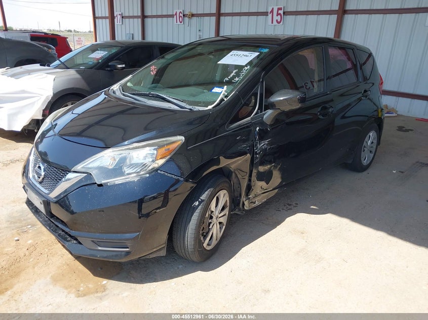 2017 Nissan Versa, Левый бок, IAAI, VIN 3N1CE2CP7HL378501 — фото 2