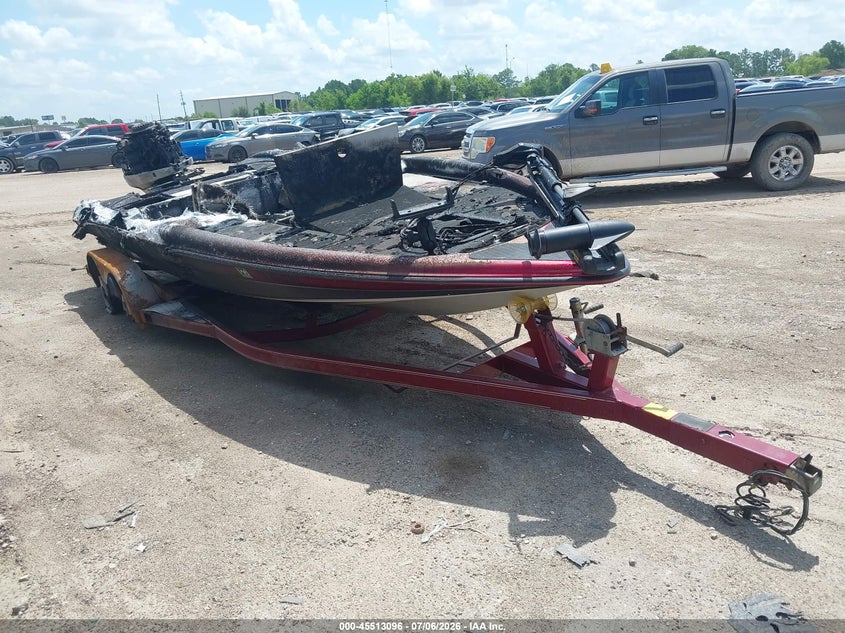 1998 TRITON OTHER auction photo 1