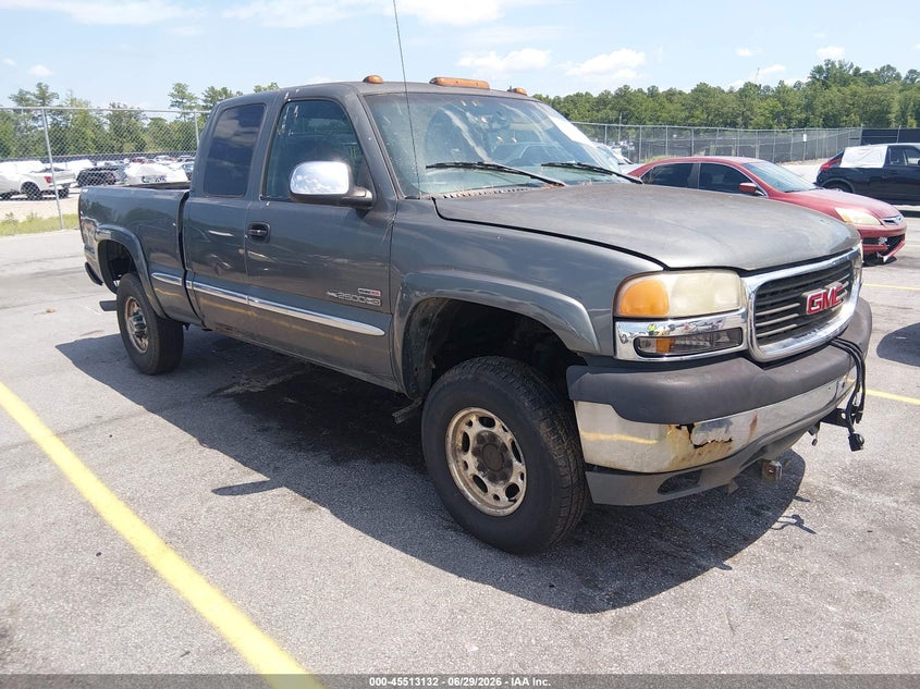 2002 GMC SIERRA 2500HD auction photo 1