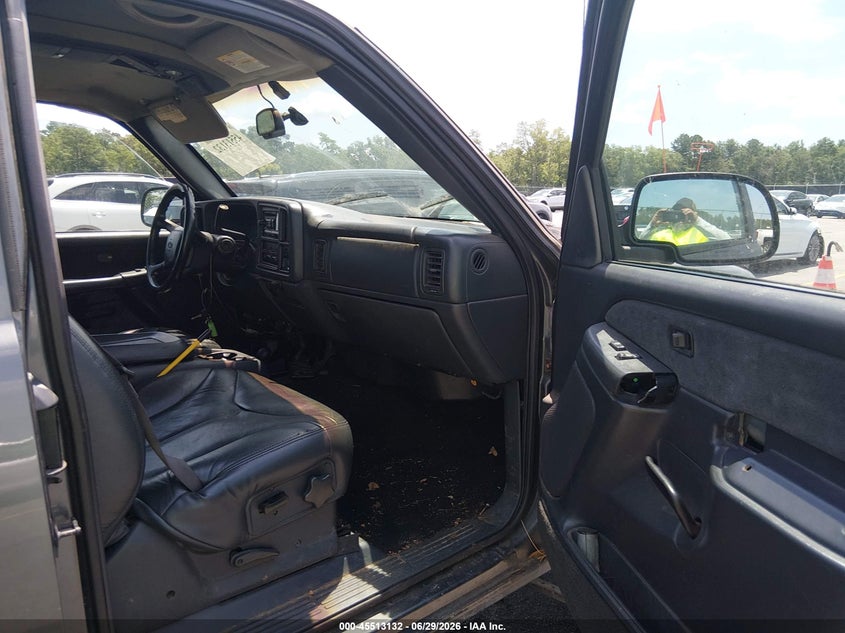 2002 GMC SIERRA 2500HD auction photo 5