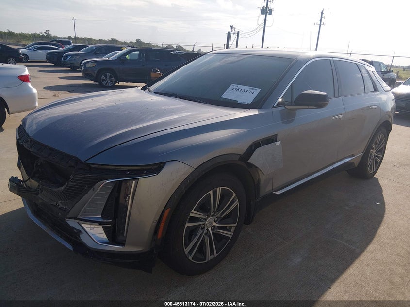 2024 CADILLAC LYRIQ auction photo 2