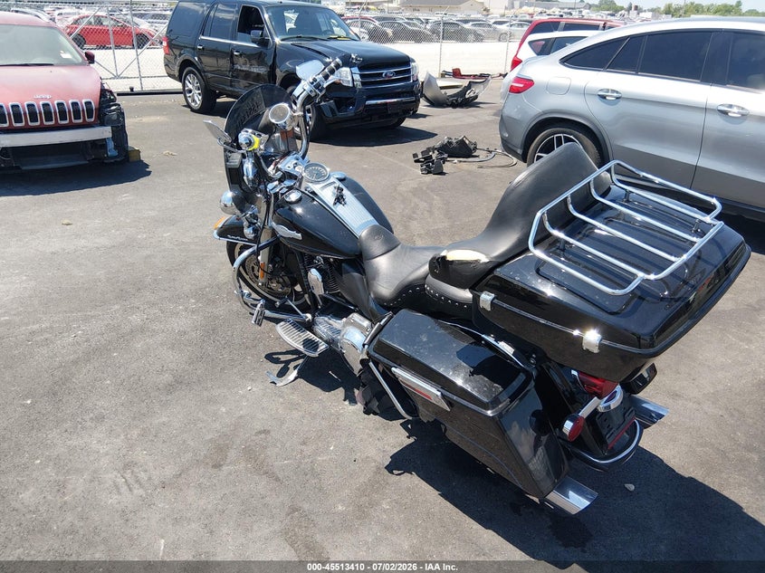 2009 HARLEY-DAVIDSON FLHR auction photo 3
