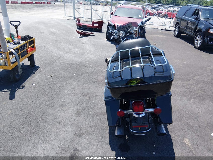 2009 HARLEY-DAVIDSON FLHR auction photo 6