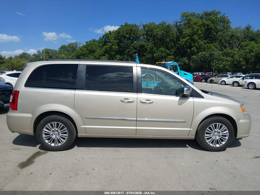 2015 Chrysler Town & Country Touring-L VIN: 2C4RC1CG9FR574060 Lot: 45513517