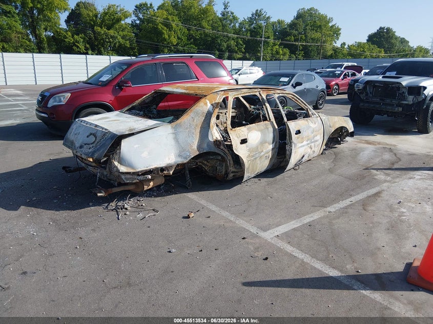 2010 CADILLAC DTS auction photo 4