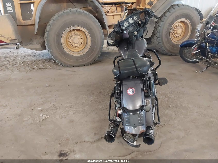 2014 HARLEY-DAVIDSON FLHX auction photo 6