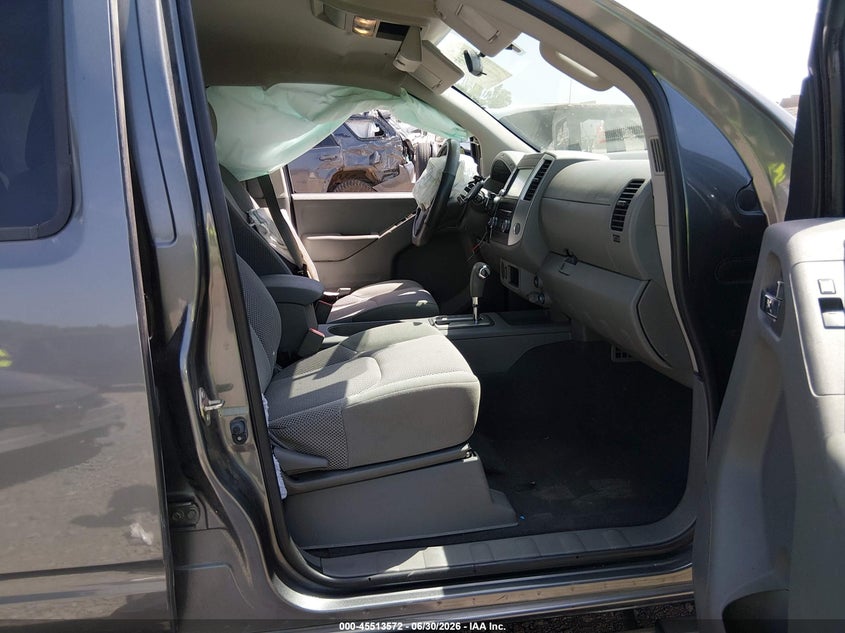 2019 NISSAN FRONTIER auction photo 5