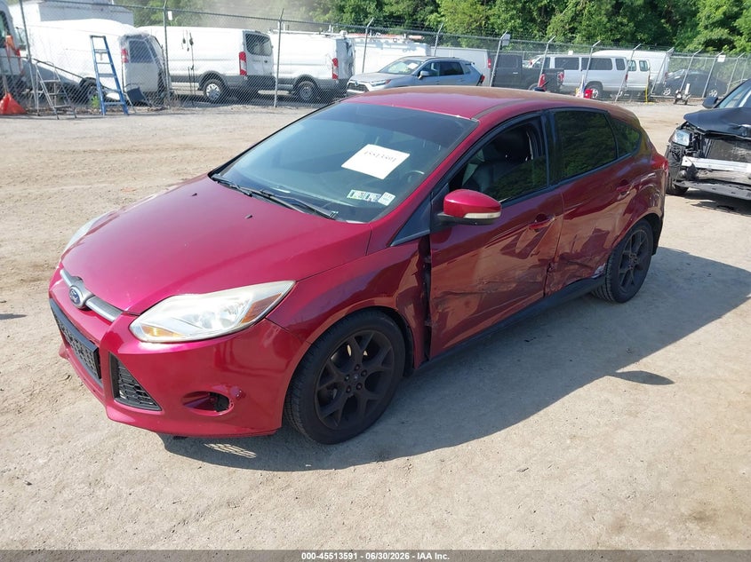 2013 Ford Focus, Левый бок, IAAI, VIN 1FADP3K21DL379520 — фото 2