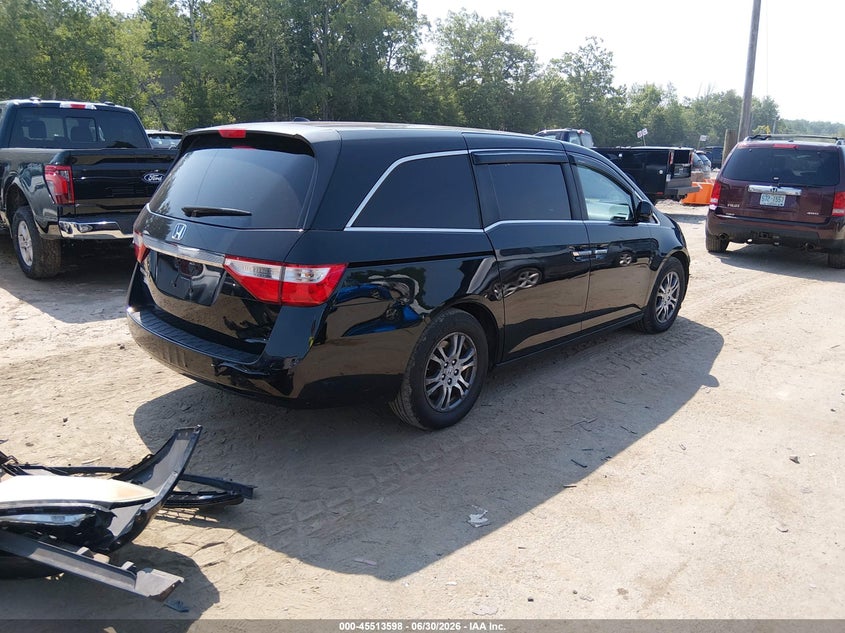 2013 HONDA ODYSSEY auction photo 4