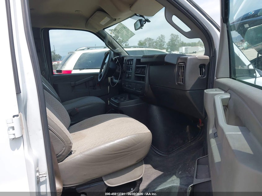 2023 CHEVROLET EXPRESS CARGO auction photo 5