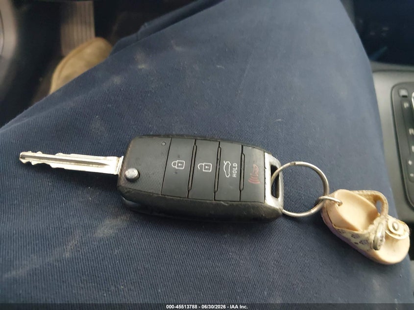 2016 KIA FORTE HATCHBACK 2.0L I-4 DI, DOHC, VVT, 173HP