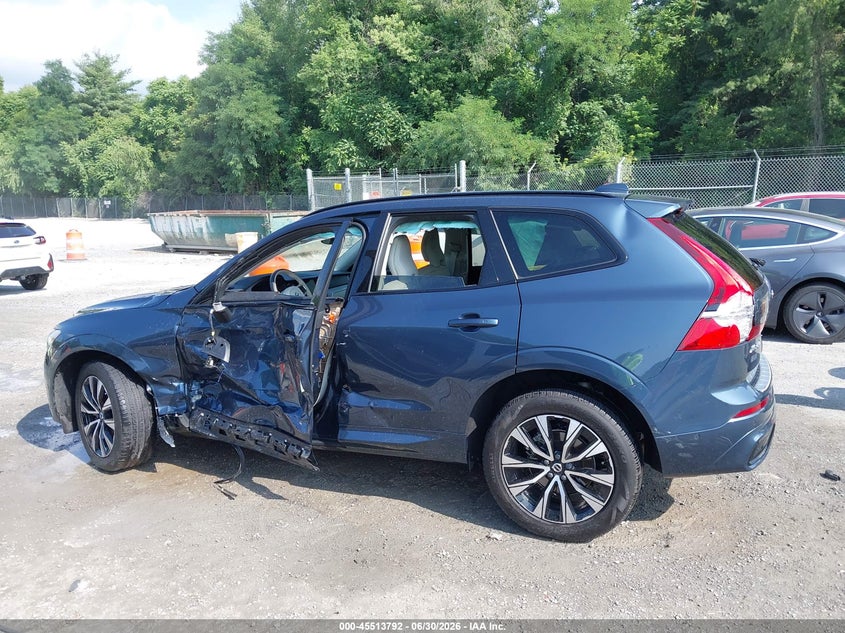 2024 Volvo Xc60 B5 Plus Dark Theme VIN: YV4L12RL4R1800842 Lot: 45513792