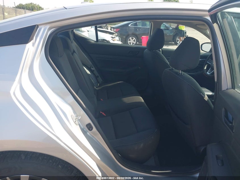 2024 NISSAN ALTIMA auction photo 8