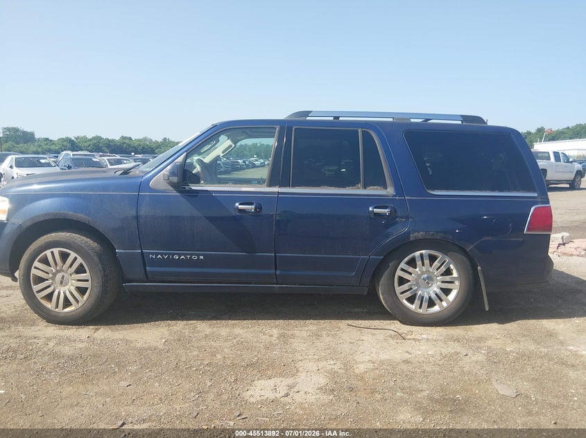 2011 Lincoln Navigator VIN: 5LMJJ2J55BEJ02755 Lot: 45513892
