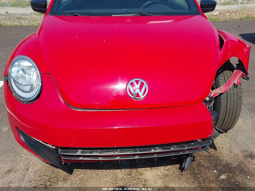 2013 Volkswagen Beetle 2.5L Entry VIN: 3VWFP7AT4DM654880 Lot: 45513914