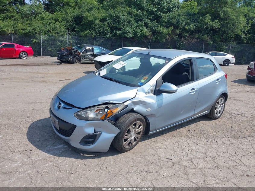 Vin: jm1de1ky6d0166041, lot: 46012198, mazda mazda2 sport 20132