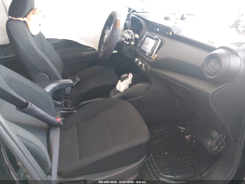 2025 NISSAN KICKS PLAY auction photo 5