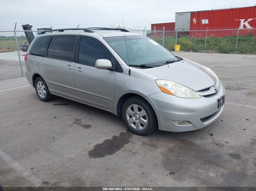 2010 Toyota Sienna
