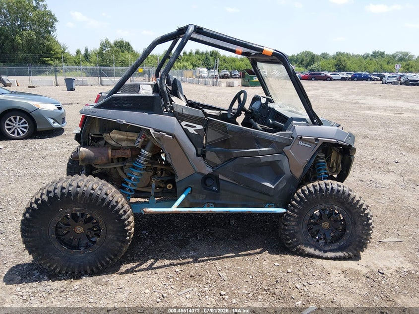 2019 Polaris Rzr Xp Turbo Eps VIN: 3NSVDE926KF423924 Lot: 45514072