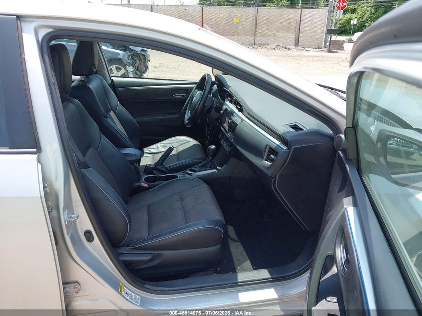 2016 TOYOTA COROLLA auction photo 5
