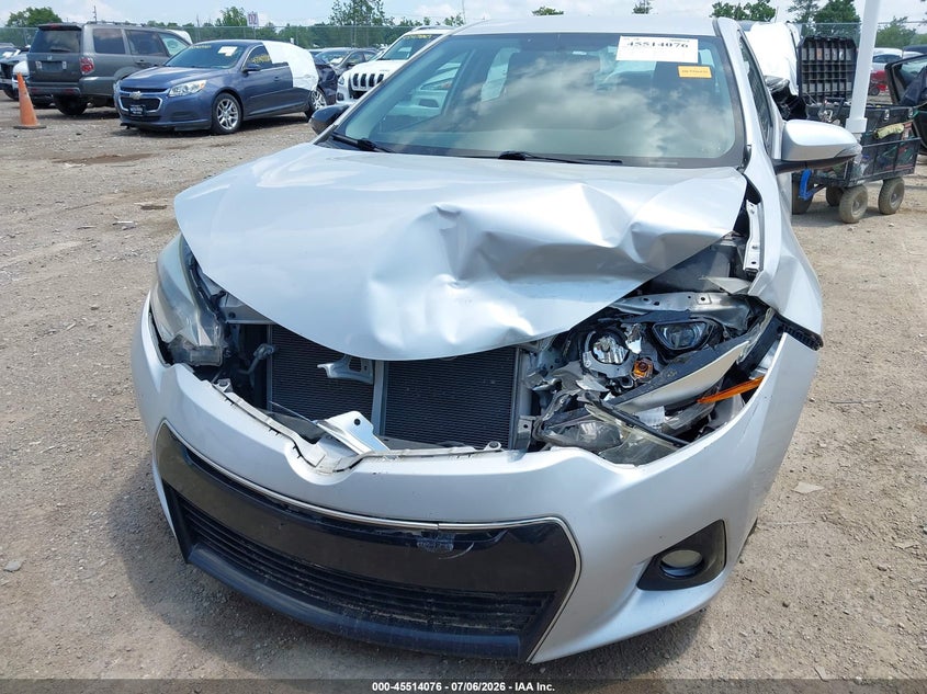 2016 TOYOTA COROLLA auction photo 6