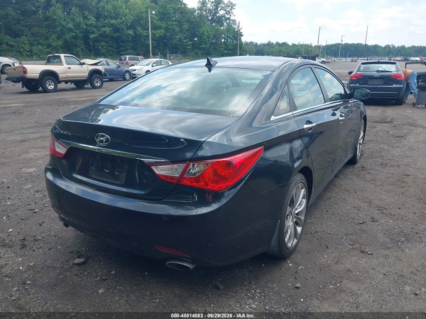 2011 HYUNDAI SONATA auction photo 4