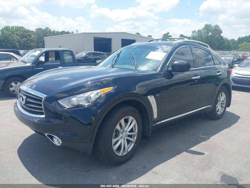 2014 INFINITI QX70 auction photo 2