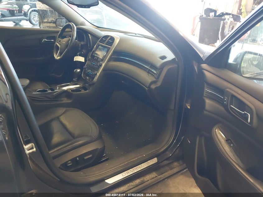 2015 CHEVROLET MALIBU auction photo 5
