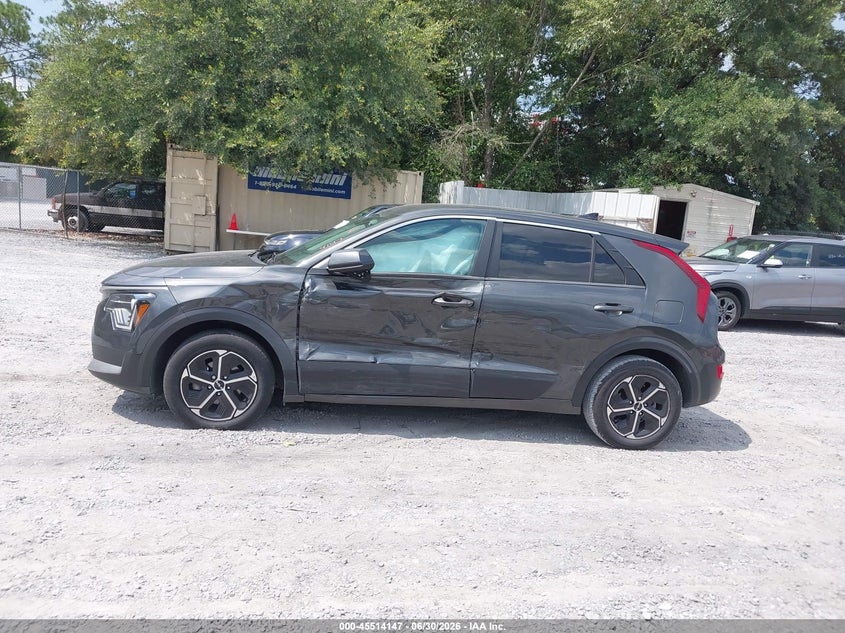 2025 Kia Niro Lx VIN: KNDCP3LE2S5224135 Lot: 45514147
