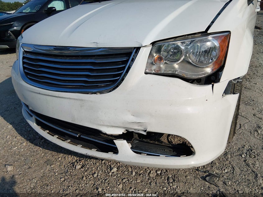 CHRYSLER TOWN & COUNTRY 2015 VIN 2C4RC1BG4FR715344