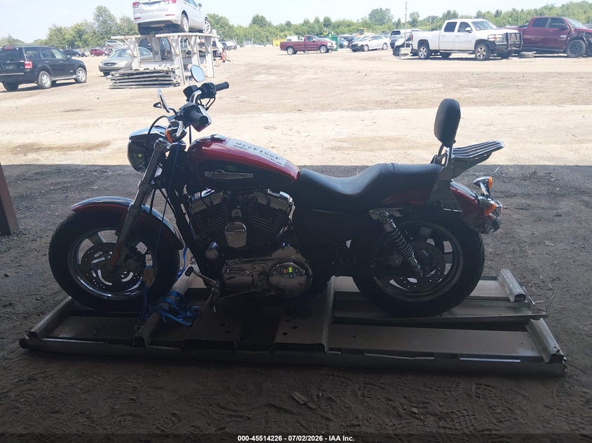 2012 Harley-Davidson Xl1200 C VIN: 1HD1CT317CC403279 Lot: 45514226