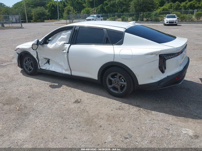 Vin: 3kpft4de3se023894, lot: 46012459, kia k4 lxs 20253