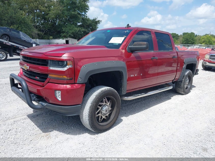 2018 Chevrolet Silverado, Звичайний знос, IAAI, VIN 3GCUKRECXJG470570 — фото 2