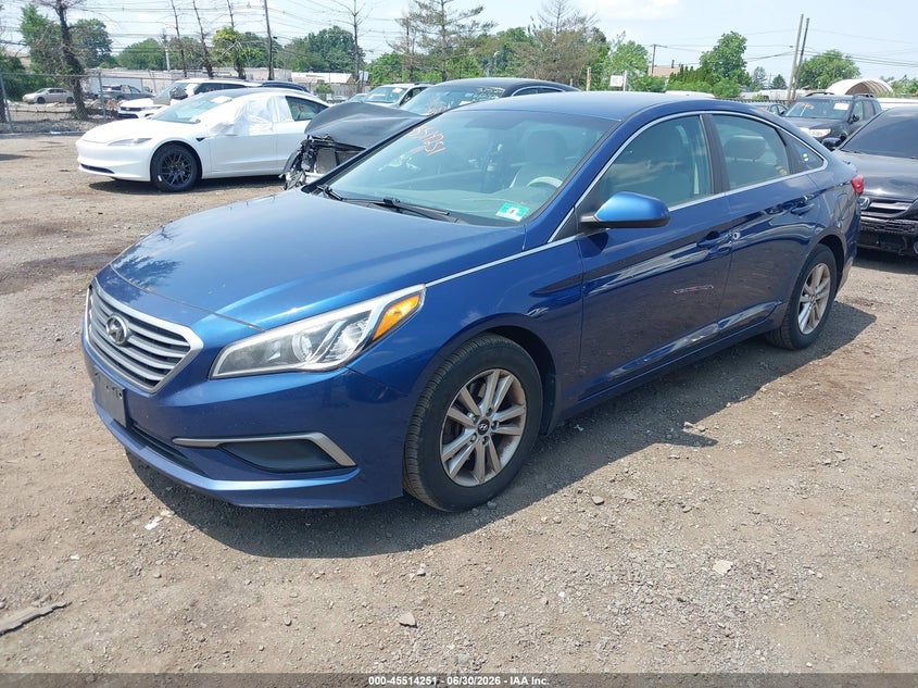 2017 Hyundai Sonata Se 5NPE24AF0HH438607 photo 1