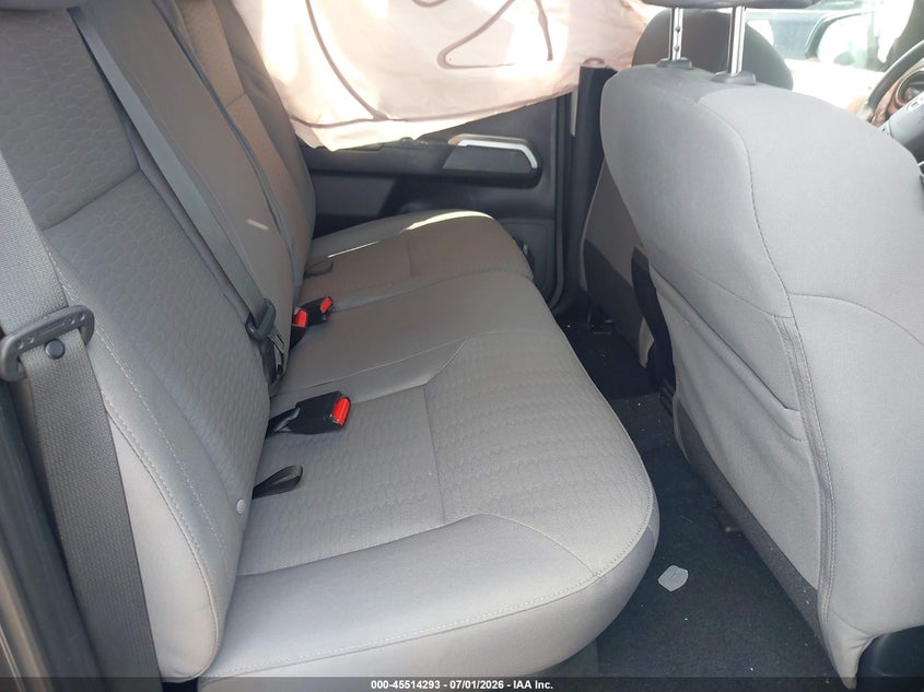 2019 TOYOTA TACOMA auction photo 8
