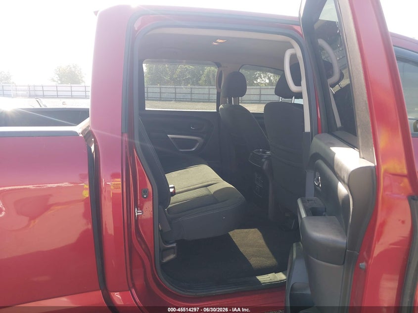 2017 NISSAN TITAN XD auction photo 8