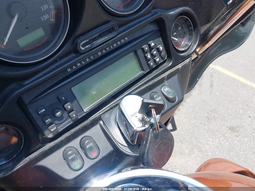 2008 Harley-Davidson Flhtcui 105Th Anniversary Edition VIN: 1HD1FC4408Y627956 Lot: 45514385