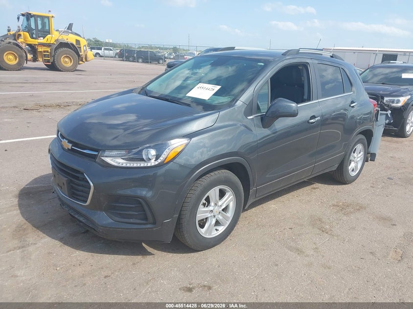 2018 CHEVROLET TRAX auction photo 2