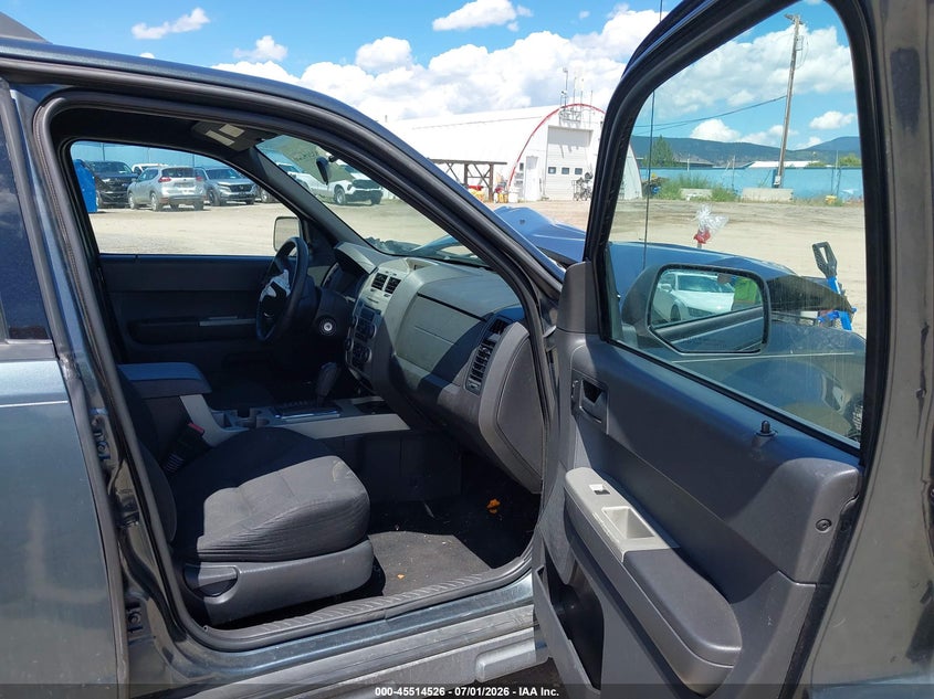 2008 FORD ESCAPE auction photo 5