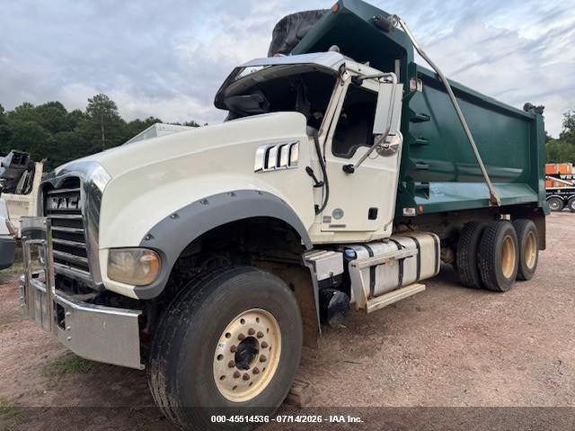 2021 MACK GRANITE auction photo 2