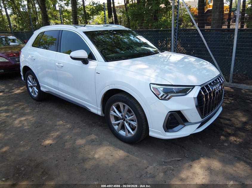 Vin: wa1decf38r1052175, lot: 46012802, audi q3 premium 45 tfsi s line quattro tiptronic 2024 img_1