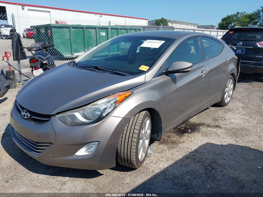 2013 HYUNDAI ELANTRA auction photo 2