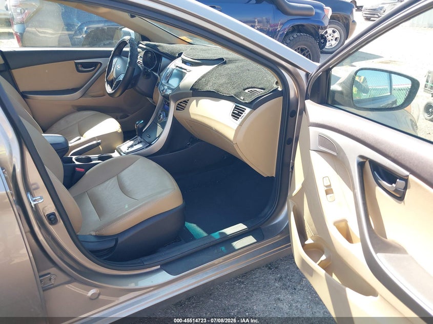 2013 HYUNDAI ELANTRA auction photo 5