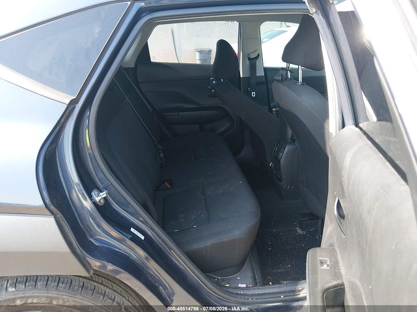 2024 HYUNDAI KONA auction photo 8