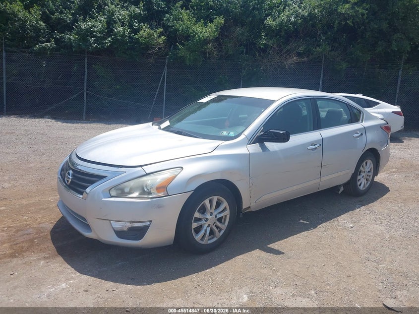 2015 Nissan Altima, Обычный износ, IAAI, VIN 1N4AL3AP8FC110929 — фото 2