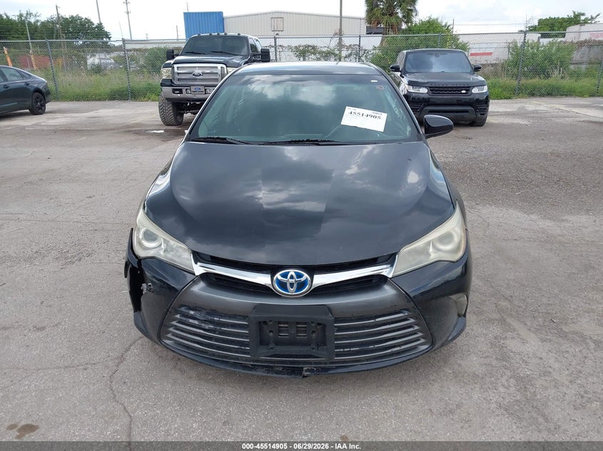AtlanticExpress - Toyota Camry Hybrid