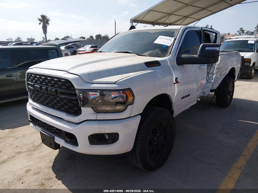 Vin: 3c6ur5dl9rg143330, lot: 46013172, ram 2500 big horn  4x4 6'4 box 20242